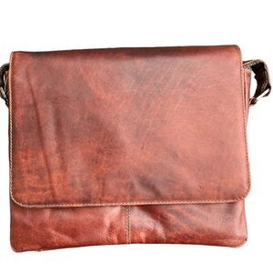 New Genuine Leather Cross Body Bag ~ OS